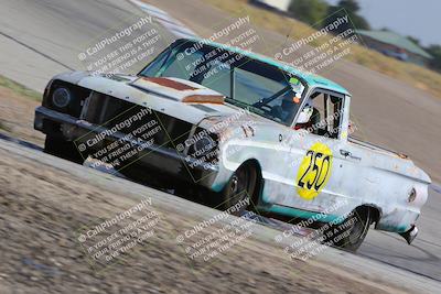 media/Oct-01-2023-24 Hours of Lemons (Sun) [[82277b781d]]/1045am (Outside Grapevine)/